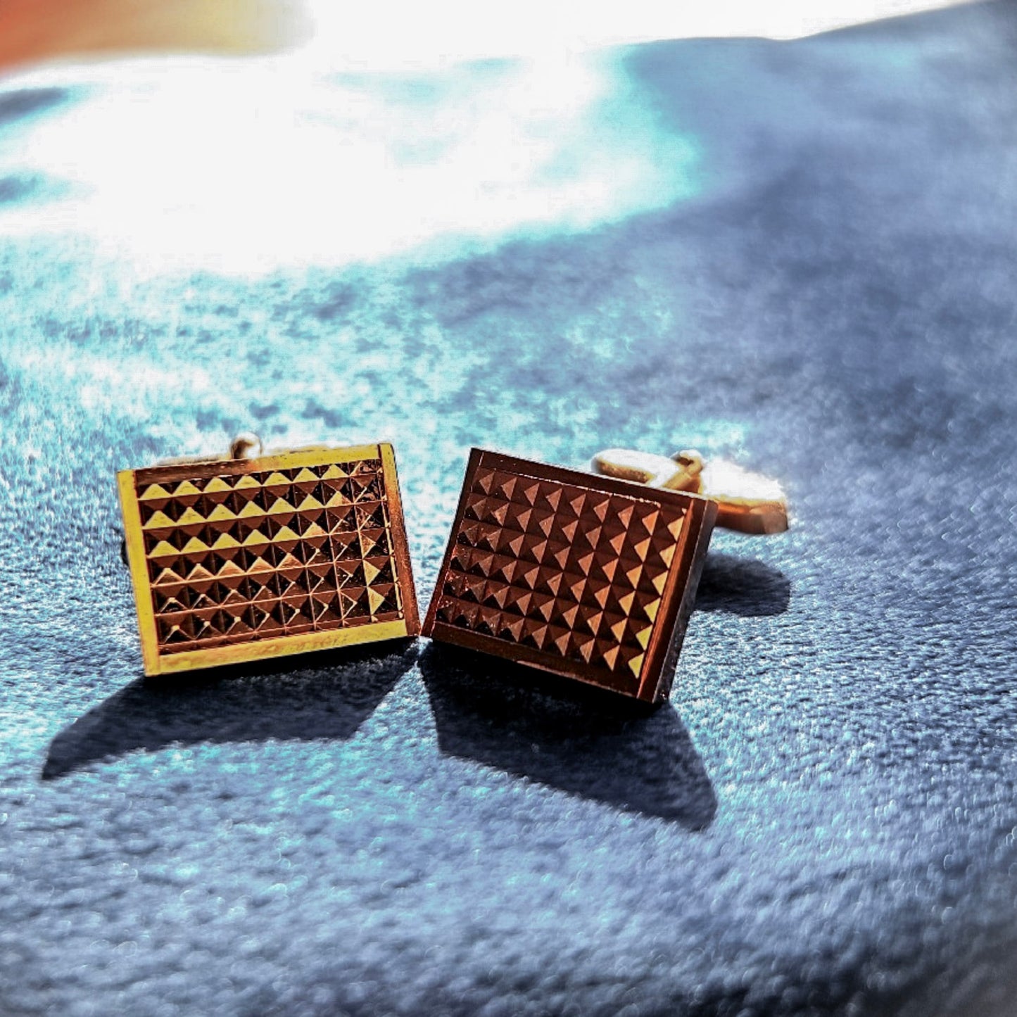 Manchetknopen vintage met diamantpatroon goudkleurig